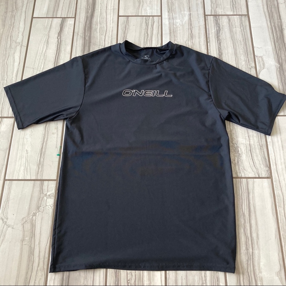 O’Neill ultraviolet protection tee. EUC like new